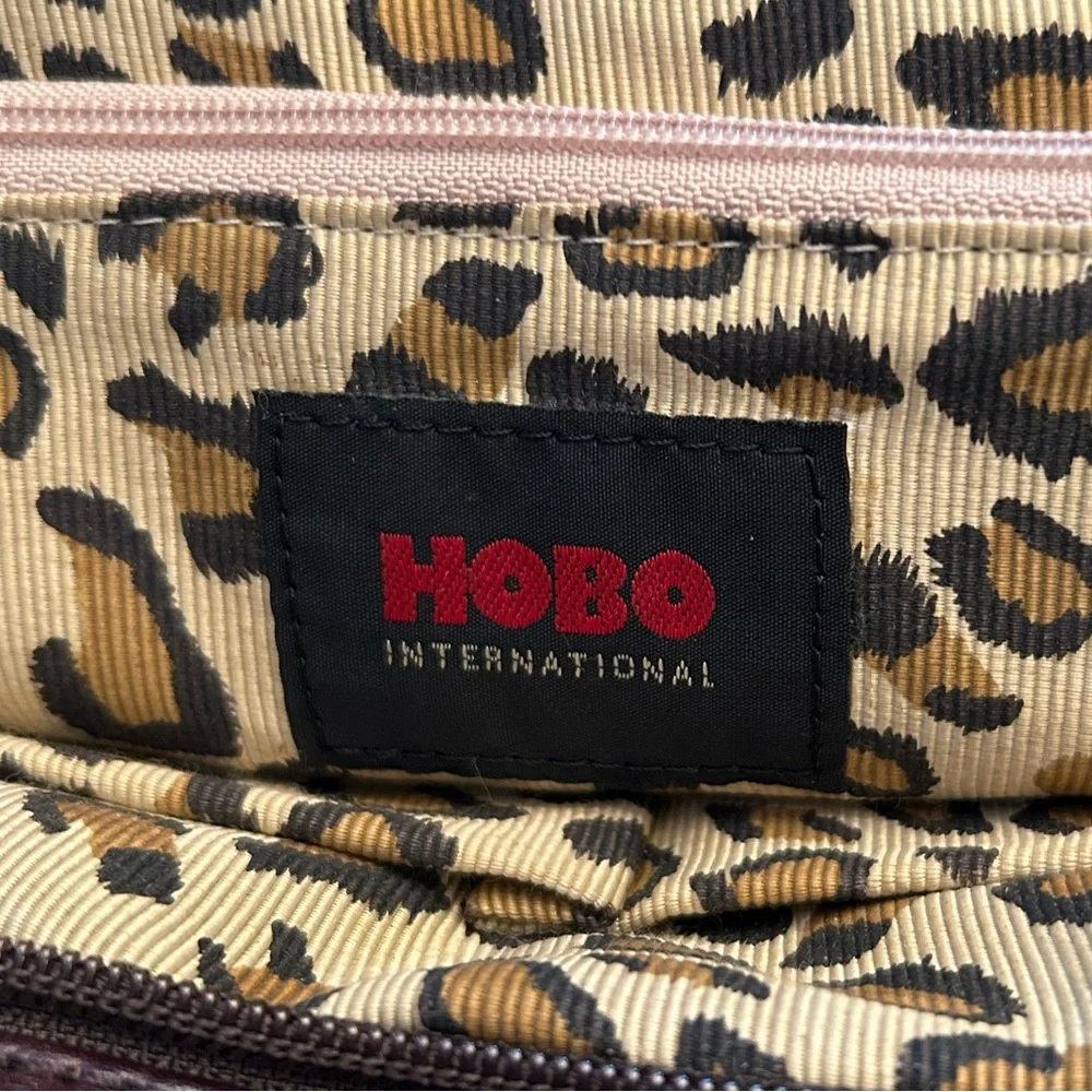 HOBO INTERNATIONAL HANDBAG W/BAMBOO HANDLES - Picture 5 of 10